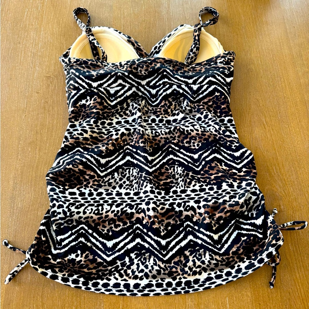 Women’s Trimshaper Leopard Print Tankini Top - Picture 5 of 6
